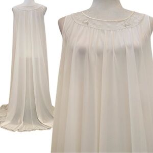 Claire Sandra Lucie Ann Vintage White Chemise Nightgown Maxi Gown Slip Dress 🔥